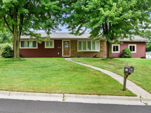 5115 Church Street, Mcfarland, WI 53558