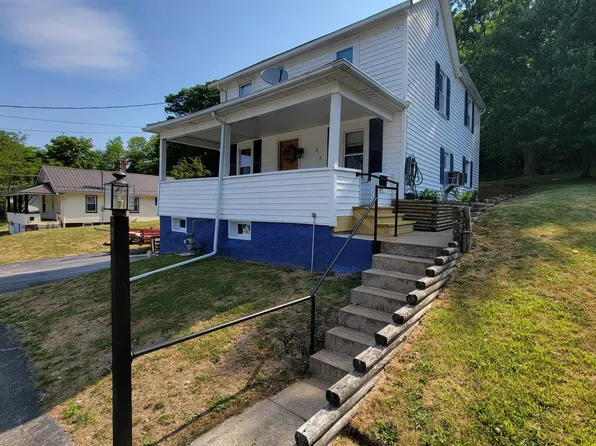 615 Jade Ave, Altoona, PA 16602