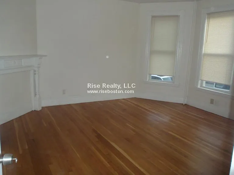 53 Hillside St #3 — Photo 11