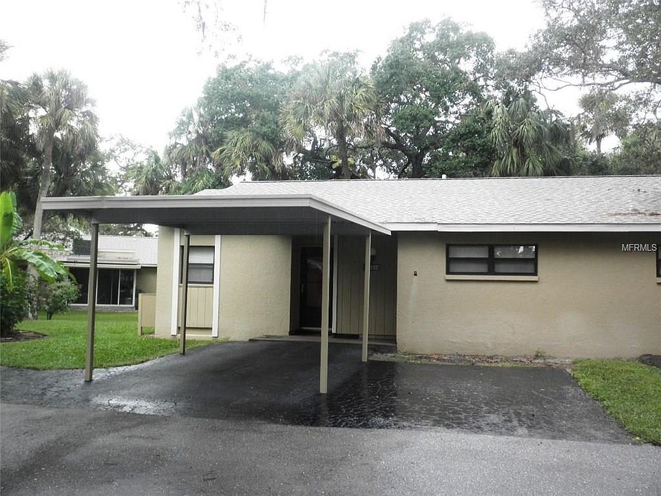 1st image of 4812 Village Gardens Dr #117