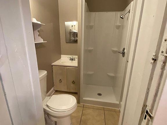 5th image of 4401 Glenway Ave #1