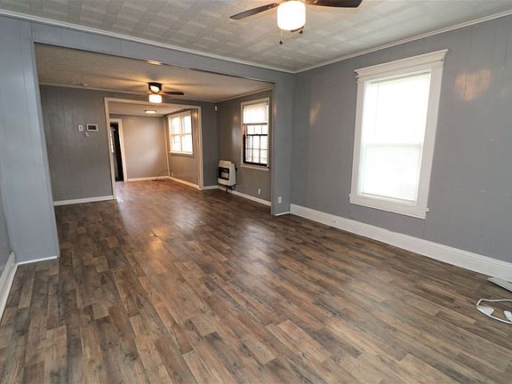 2nd image of 206 Wilgus St
