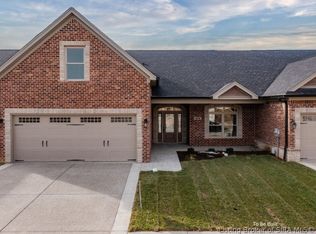 2045 Mystic Falls Cir #319, Jeffersonville, IN 47130