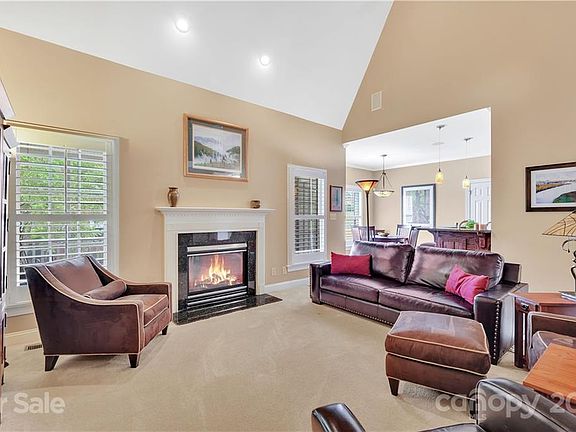 4th image of 5046 Graystone Estates Dr
