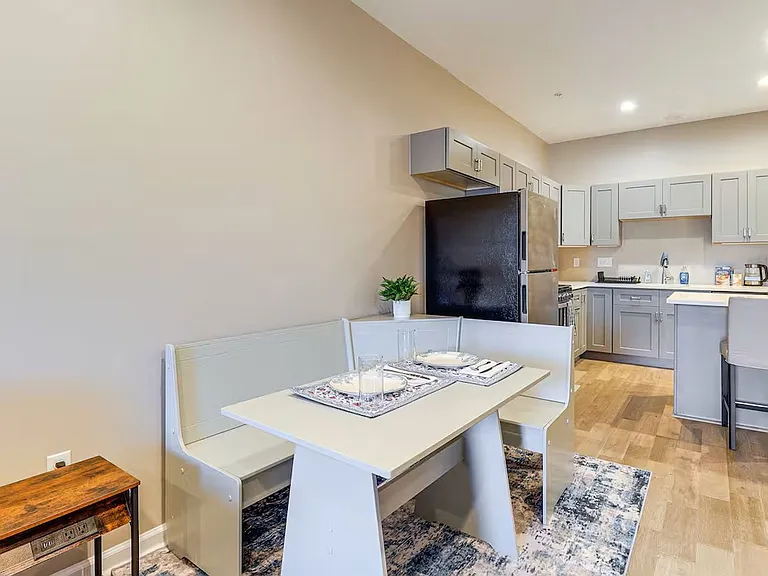 3809 Liberty Ave #307 — Photo 4