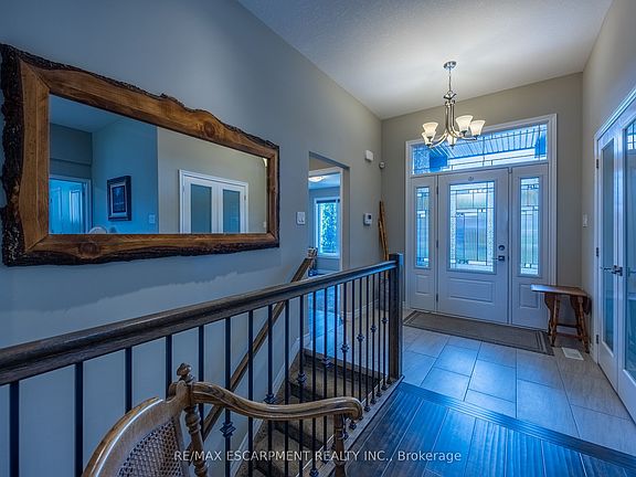 3rd image of 7 Stonebridge Pl