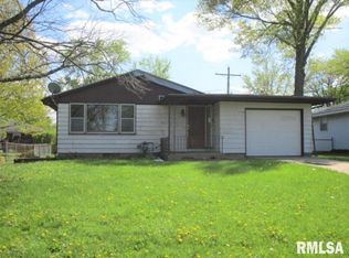 2824 W James Rd, Peoria, IL 61615