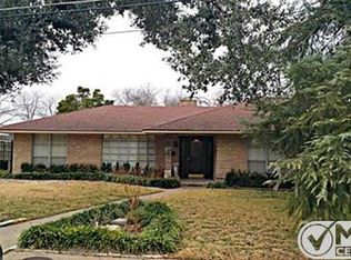 6807 Putting Green Dr, Dallas, TX 75232