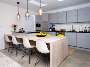 2355 Center Rd #A, Novato, CA 94947