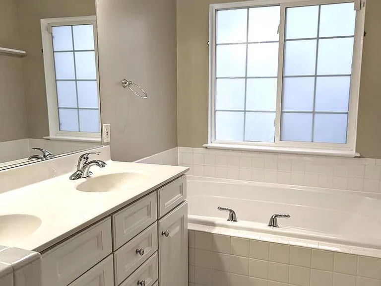 14173 Hunters Run Way — Photo 26