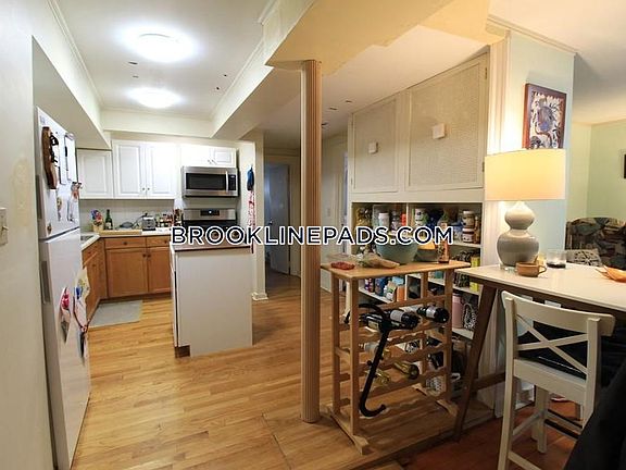 3rd image of 15 Wellman St #1ZZ