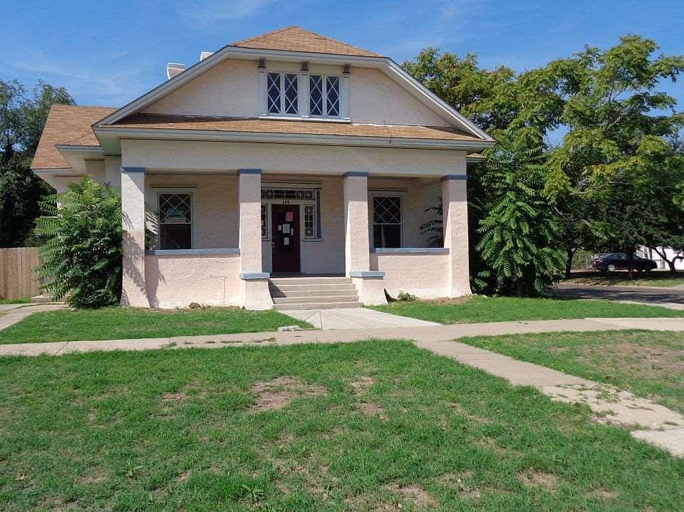 1st image of 414 N Lea Ave