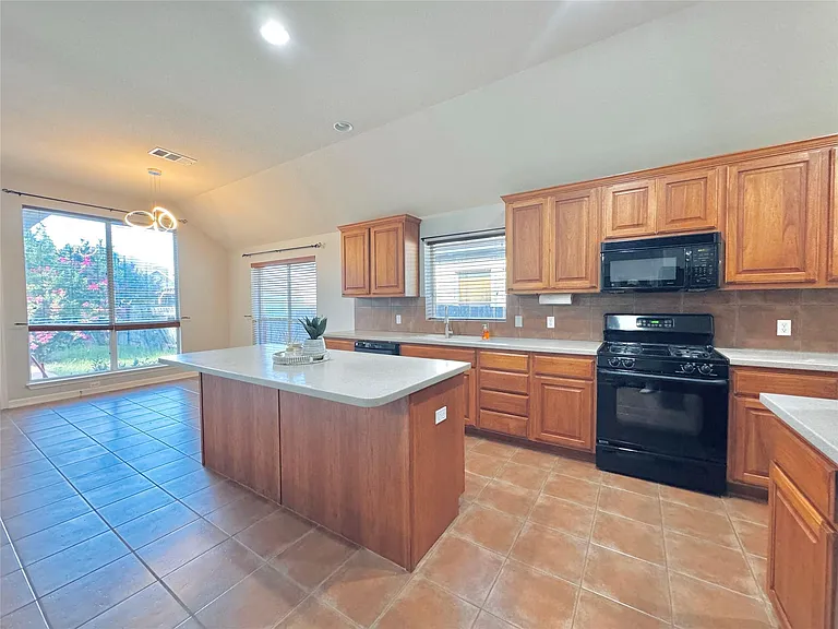 13809 Field Spar Dr — Photo 5