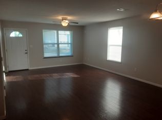 802-804 E Jenkins St, Maryville, MO 64468