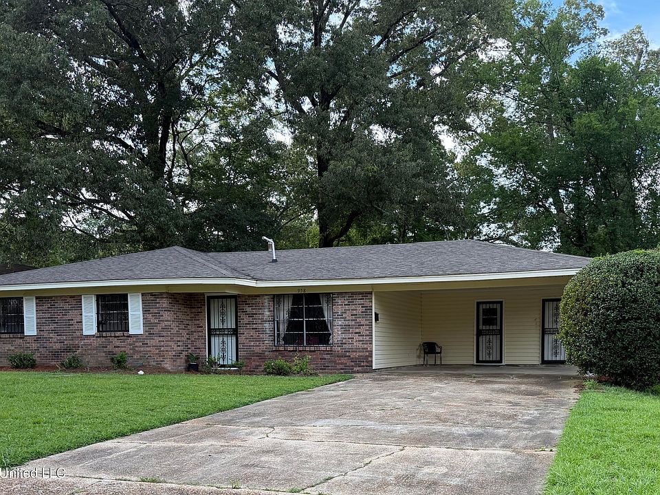 1st image of 958 Watkins Pl