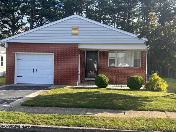 201 Freeport Boulevard, Toms River, NJ 08757