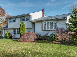 6 South Gate, Springfield, NJ 07081