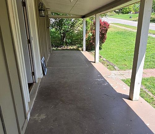 3rd image of 513 Blue Ridge Ave