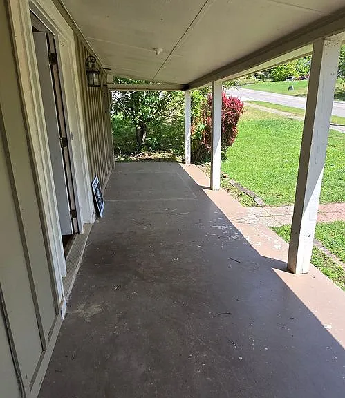 513 Blue Ridge Ave — Photo 3