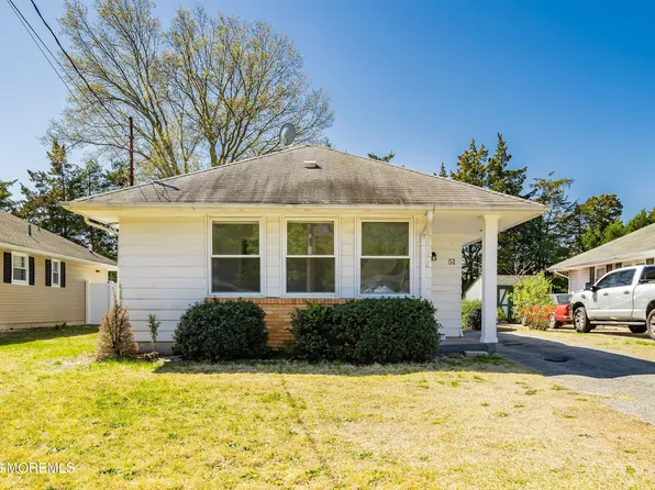 51 Berkshire Court, Toms River, NJ 08753