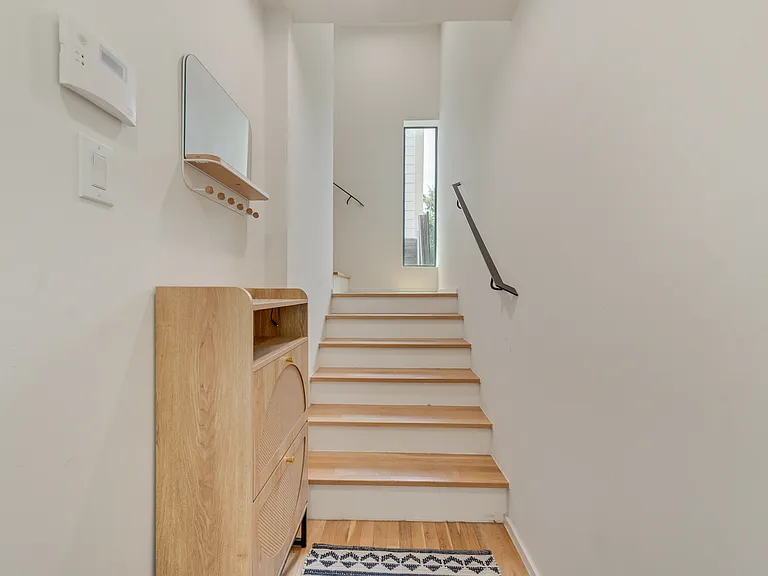 2304 N Garrett Ave #1 — Photo 5