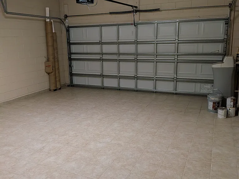11517 Quiet Forest Dr — Photo 25