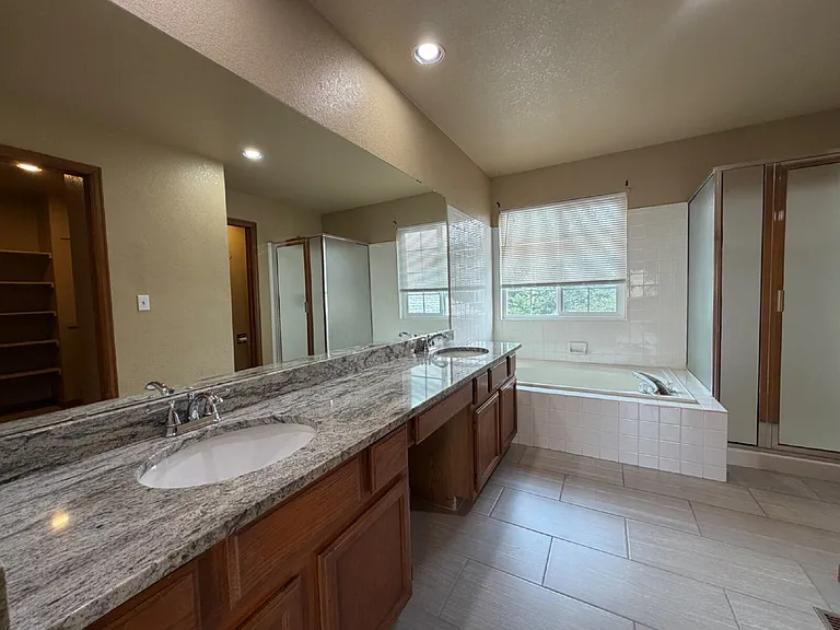 3883 S Gibraltar St — Photo 11
