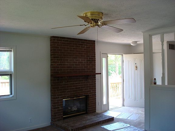 4th image of 1894 Treetop Ln #A