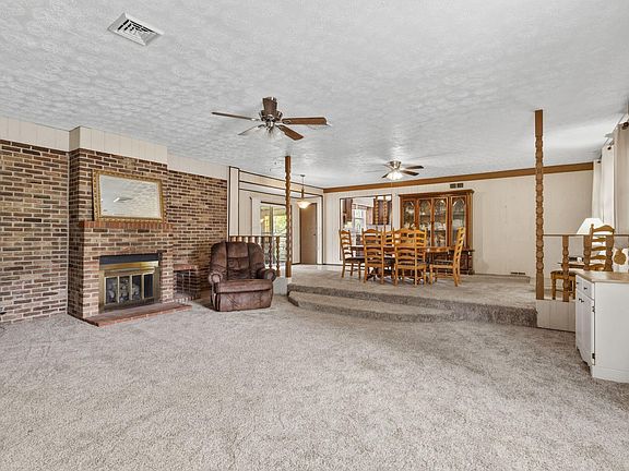 5th image of 710 Colton Rd