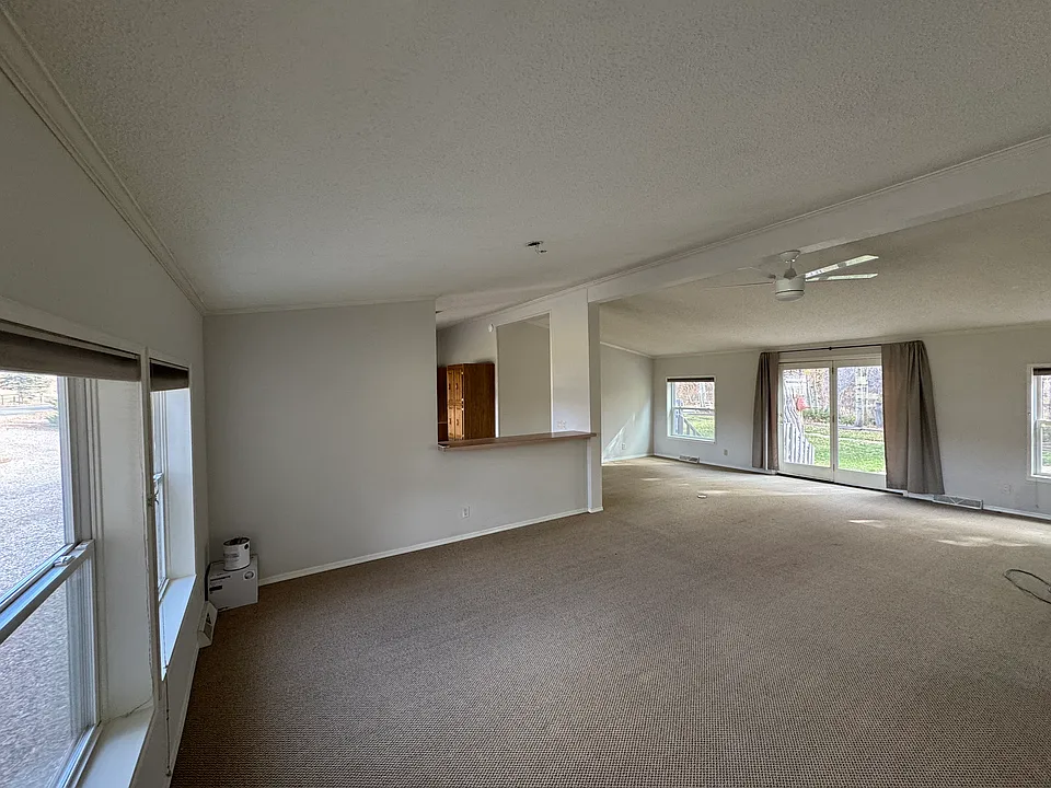 Living/ dining room