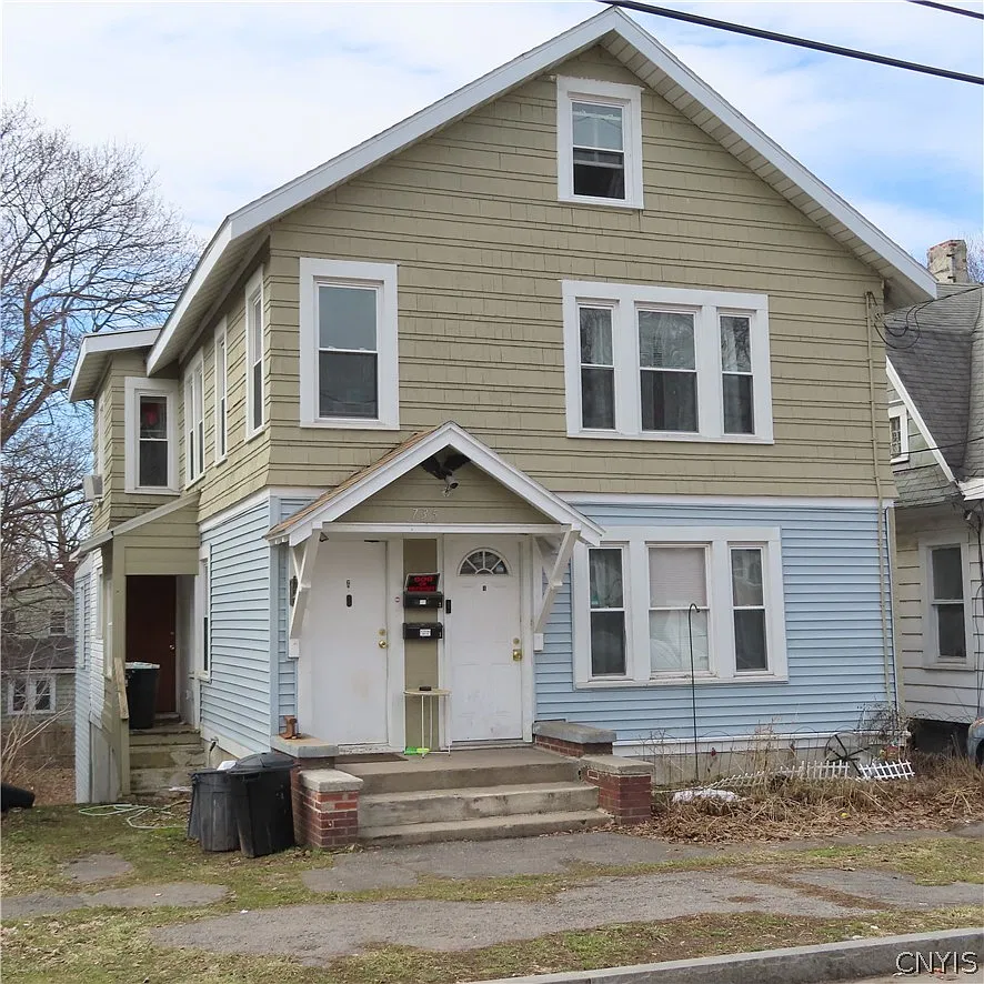 3 bed, 1.0 bath, 2194 sqft, $1,500 — Photo 1