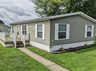 5294 L St NE #140L, Magnolia, OH 44643