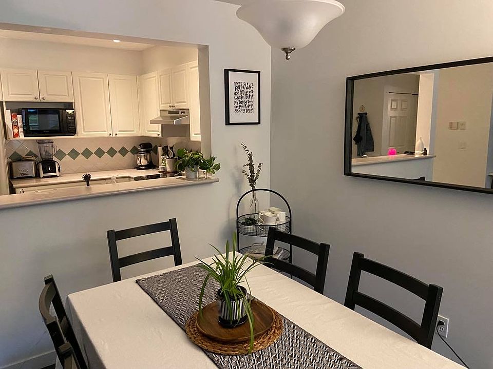 1st image of 5518 14th Ave #202