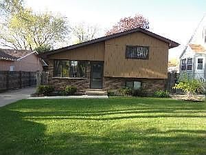 1st image of 241 E Red Oak Ave