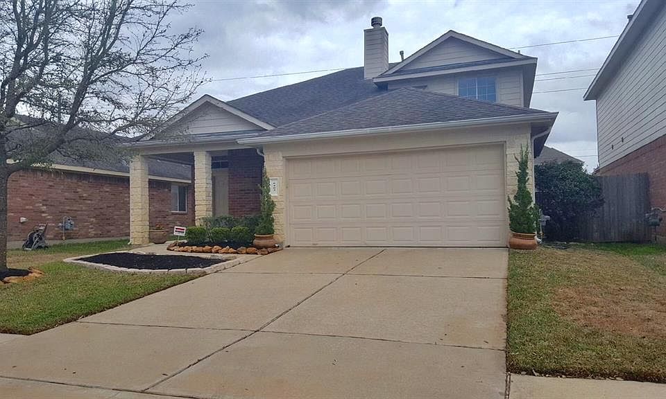 1st image of 6403 Applewood Forest Dr