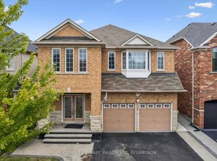 15 Lucky Ln, Brampton, ON L6R 3M3
