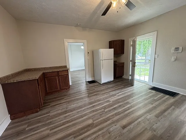 1531 S 8th St — Photo 11