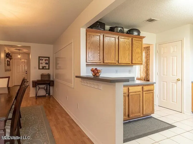 16222 Saddle Dr — Photo 12