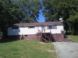 49858 Duke Rd, East Liverpool, OH 43920