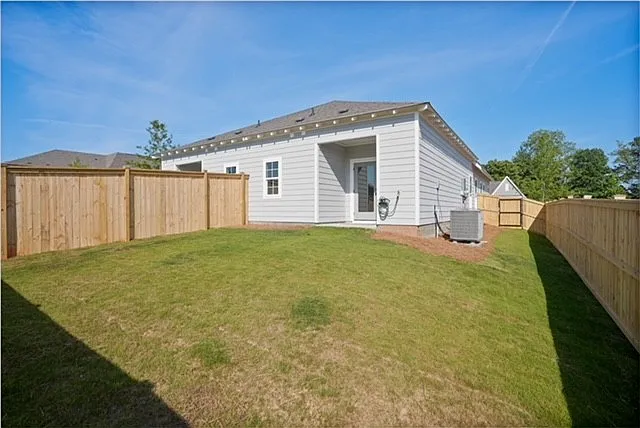 3233 Bradley Ln — Photo 6