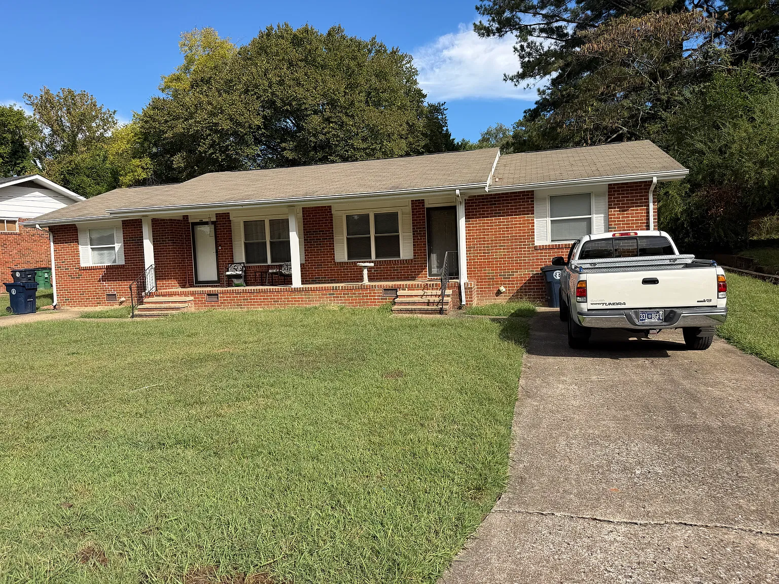 2 bed, 900 sqft, $1,050 — Photo 1