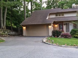 65 Sandpiper Dr, Hackettstown, NJ 07840