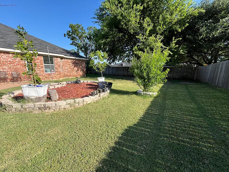 5009 Joseph Dr — Photo 35