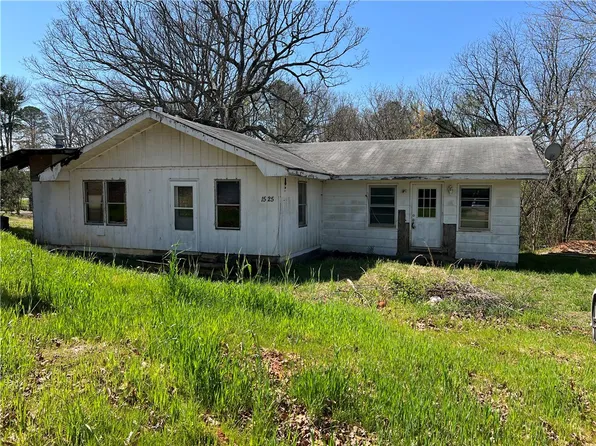 1525 Greenfield Rd, Westminster, SC 29693