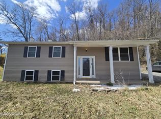 1833 Poco Ln, Williamsport, PA 17701