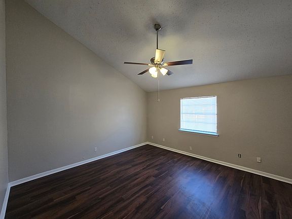 4th image of 6547 Coveview Ct