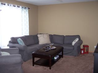 316 Settler Rd, Dekalb, IL 60115