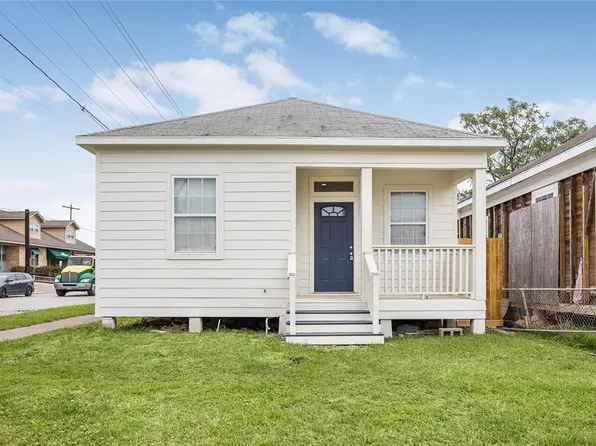 702 40th St, Galveston, TX 77550