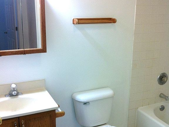 3rd image of 4032 N Milwaukee Ave #2B
