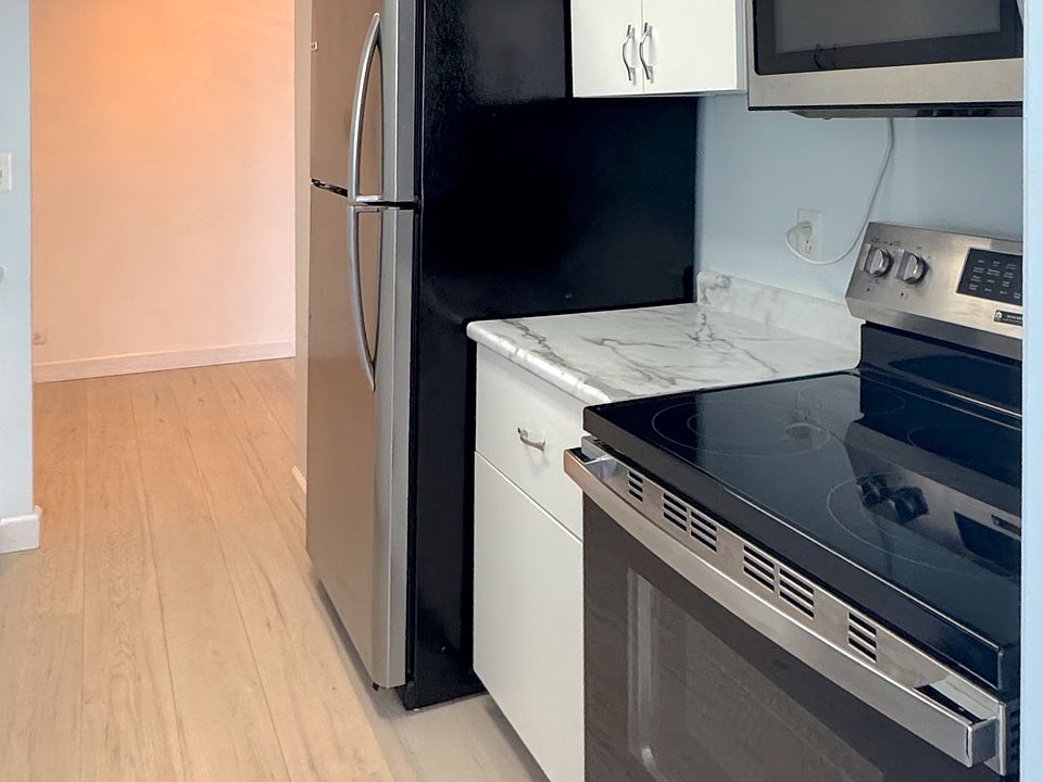 22700 Garrison St Apt 509, photo 7